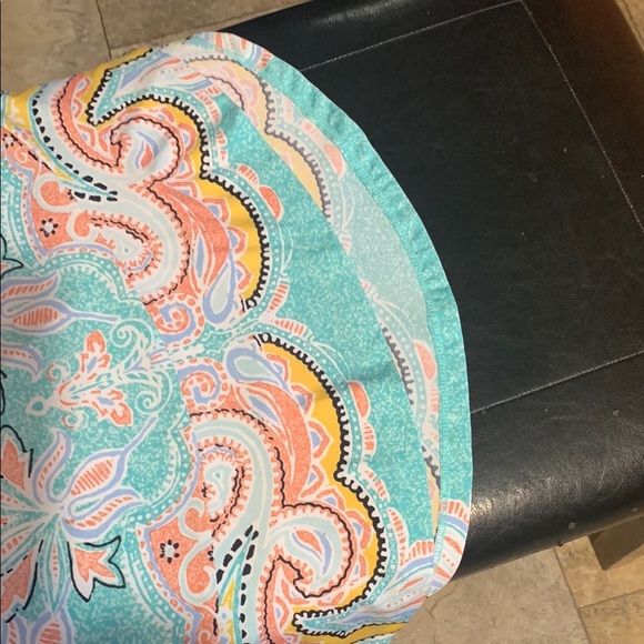 New Direcctions Colorful Paisley Women's Top - Picture 9 of 15